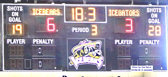Cesarz scores in Empty Net for WIN