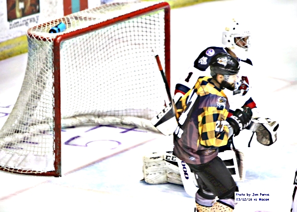 Hertz scoes 1st goal of the game