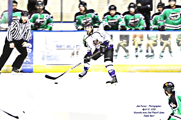 041015_2nd playoffJIM_0064
