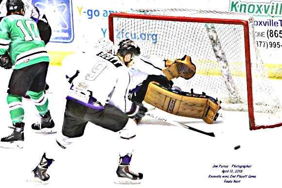 041015_2nd playoffJIM_0127
