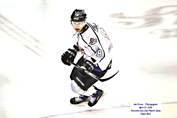 041015_2nd playoffJIM_0167