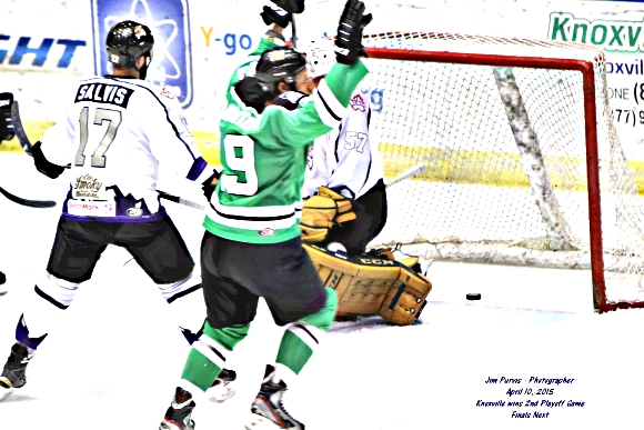 041015_2nd playoffJIM_0177