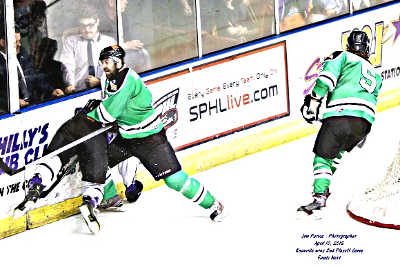 041015_2nd playoffJIM_0200