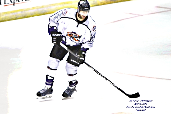 041015_2nd playoffJIM_0205