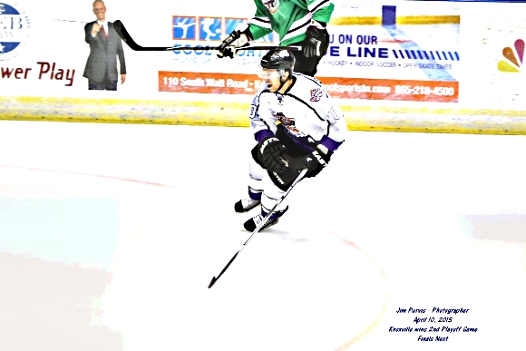 041015_2nd playoffJIM_0219