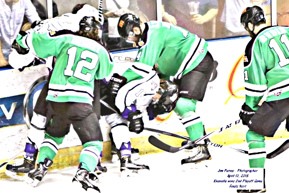 041015_2nd playoffJIM_0258
