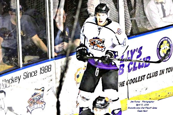 041015_2nd playoffJIM_0322