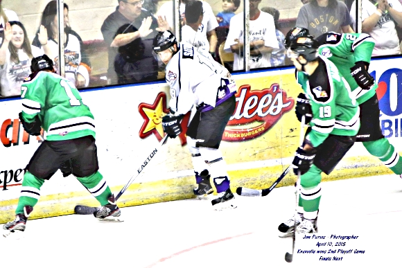 041015_2nd playoffJIM_0401