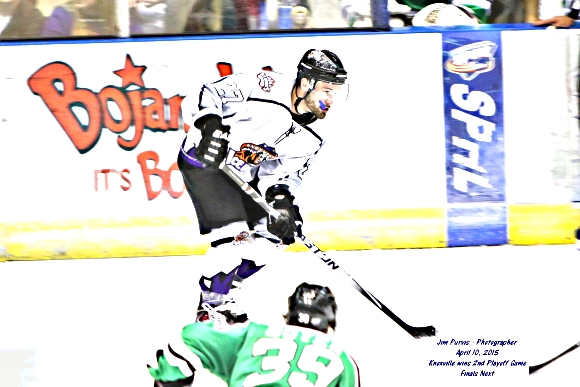 041015_2nd playoffJIM_0491