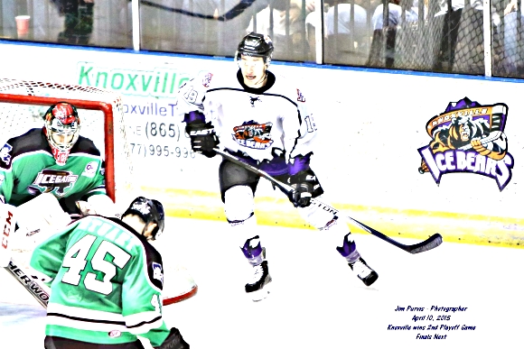 041015_2nd playoffJIM_0496