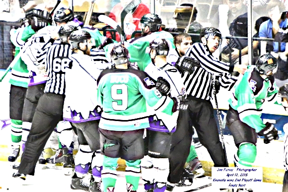 041015_2nd playoffJIM_0538