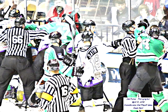 041015_2nd playoffJIM_0541