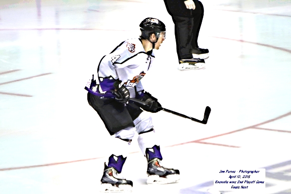 041015_2nd playoffJIM_0561