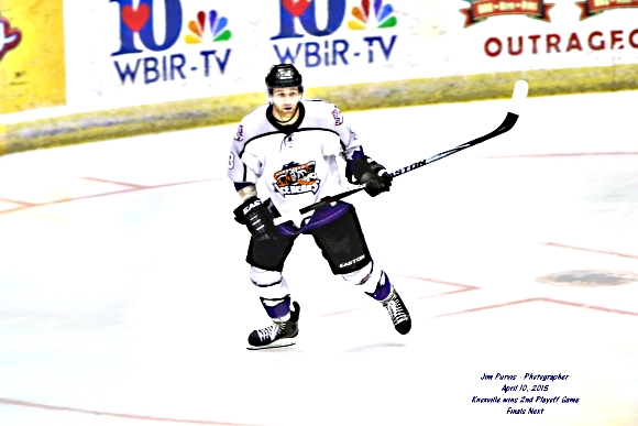 041015_2nd playoffJIM_0589