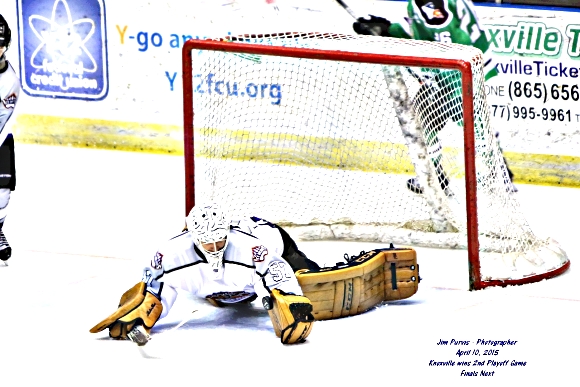 041015_2nd playoffJIM_0644