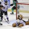 041015_2nd playoffJIM_0645