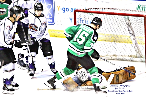 041015_2nd playoffJIM_0646