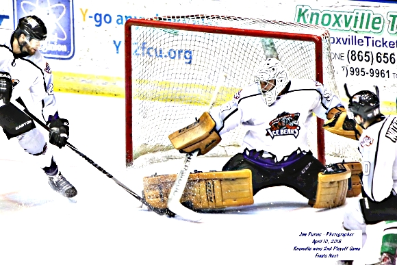 041015_2nd playoffJIM_0660