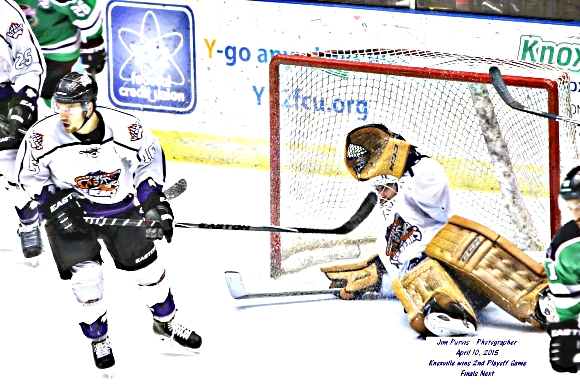 041015_2nd playoffJIM_0665
