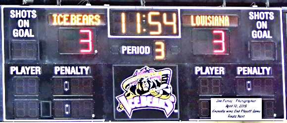 041015_2nd playoffJIM_0679