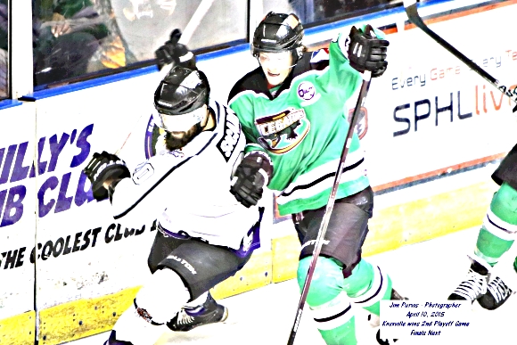 041015_2nd playoffJIM_0682
