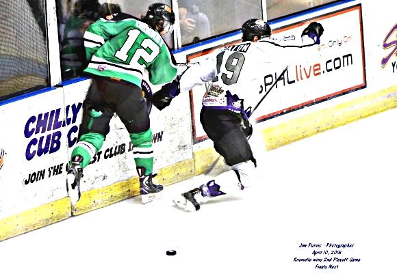 041015_2nd playoffJIM_0714