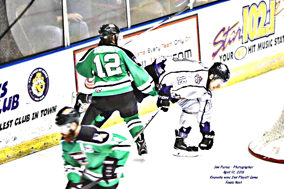 041015_2nd playoffJIM_0716