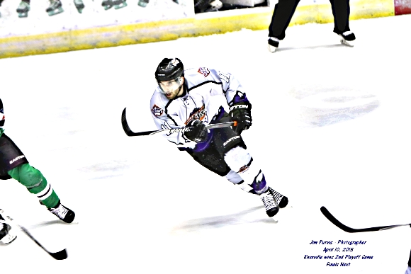 041015_2nd playoffJIM_0799