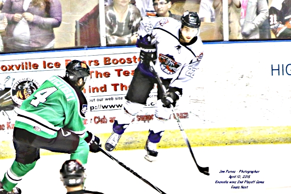 041015_2nd playoffJIM_0830