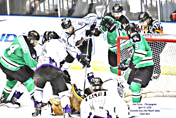 041015_2nd playoffJIM_0880