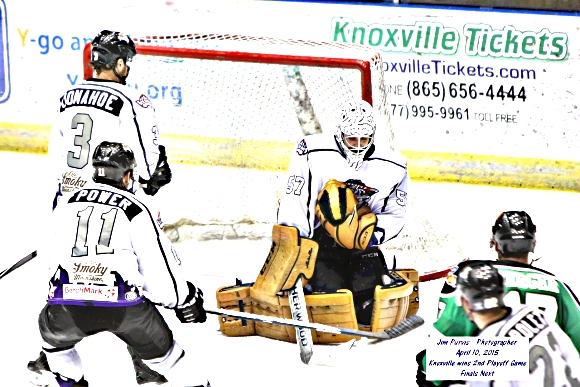 041015_2nd playoffJIM_0941